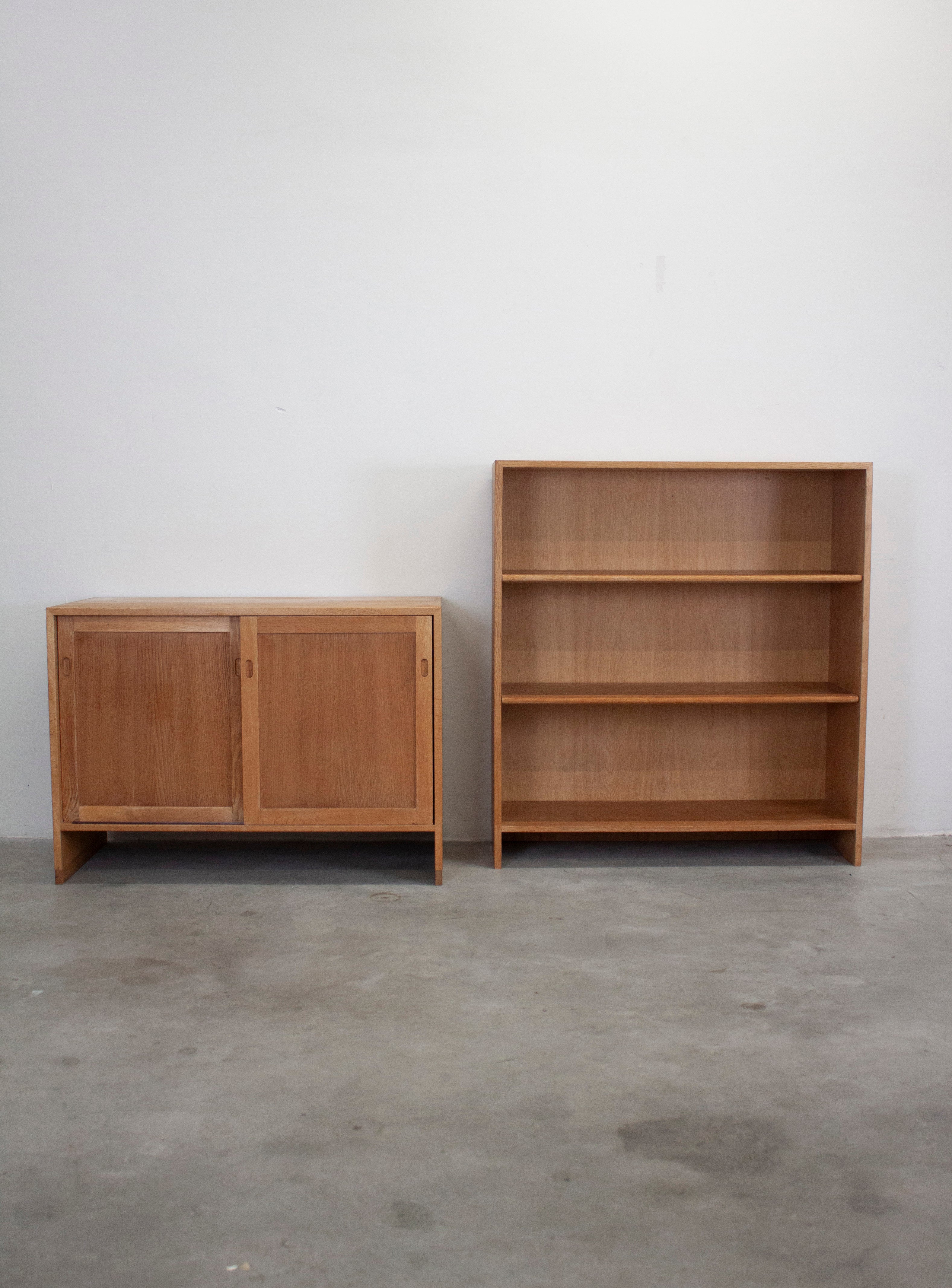 RY Møbler Oak Cabinet by Hans Wegner - Image 17