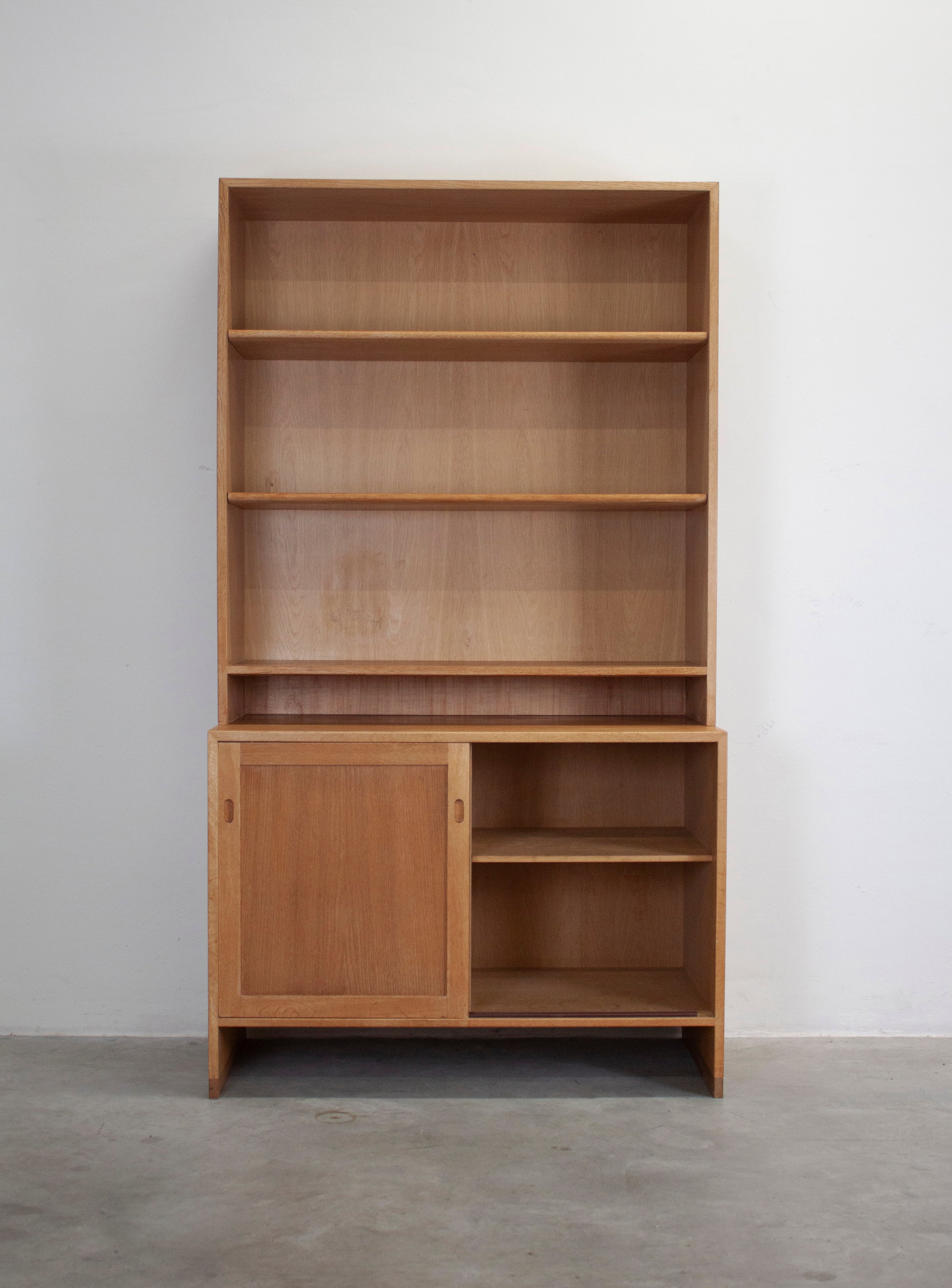 RY Møbler Oak Cabinet by Hans Wegner - Image 9