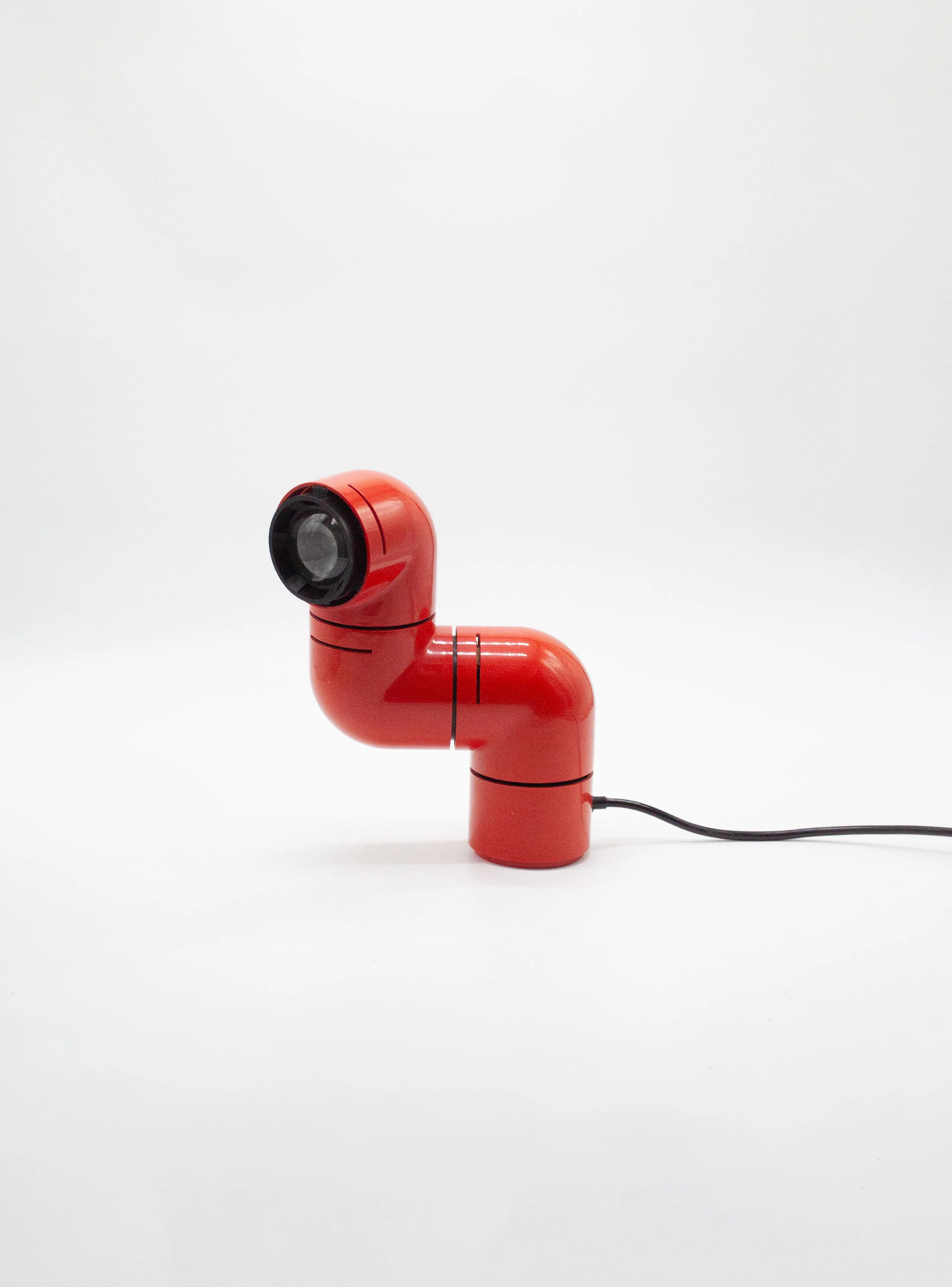 Santa & Cole Tatu Table Lamp by André Ricard (Red) - Image 15