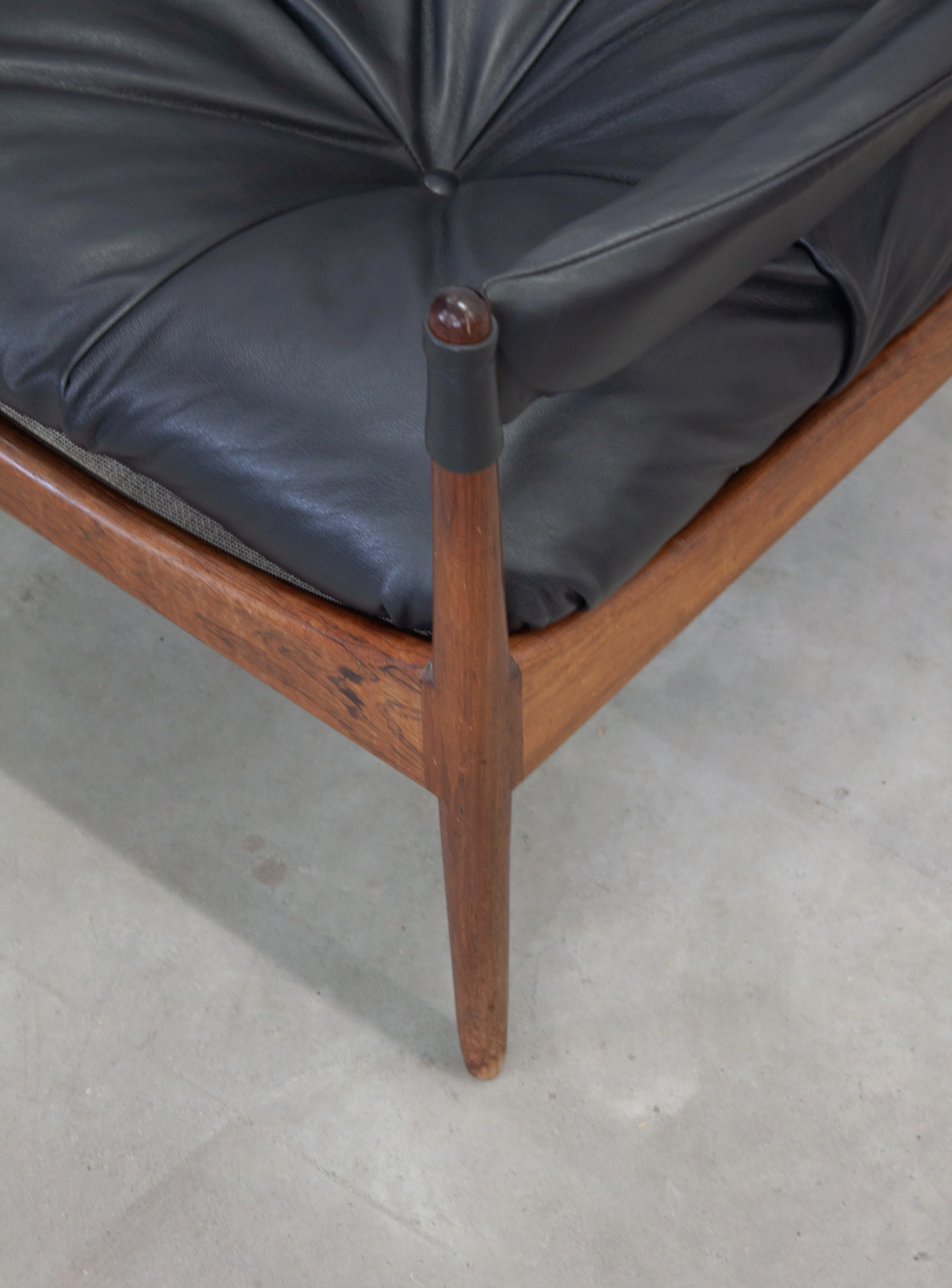 Søren Willadsen Modus Lounge Chair by Kristian Vedel - Image 5