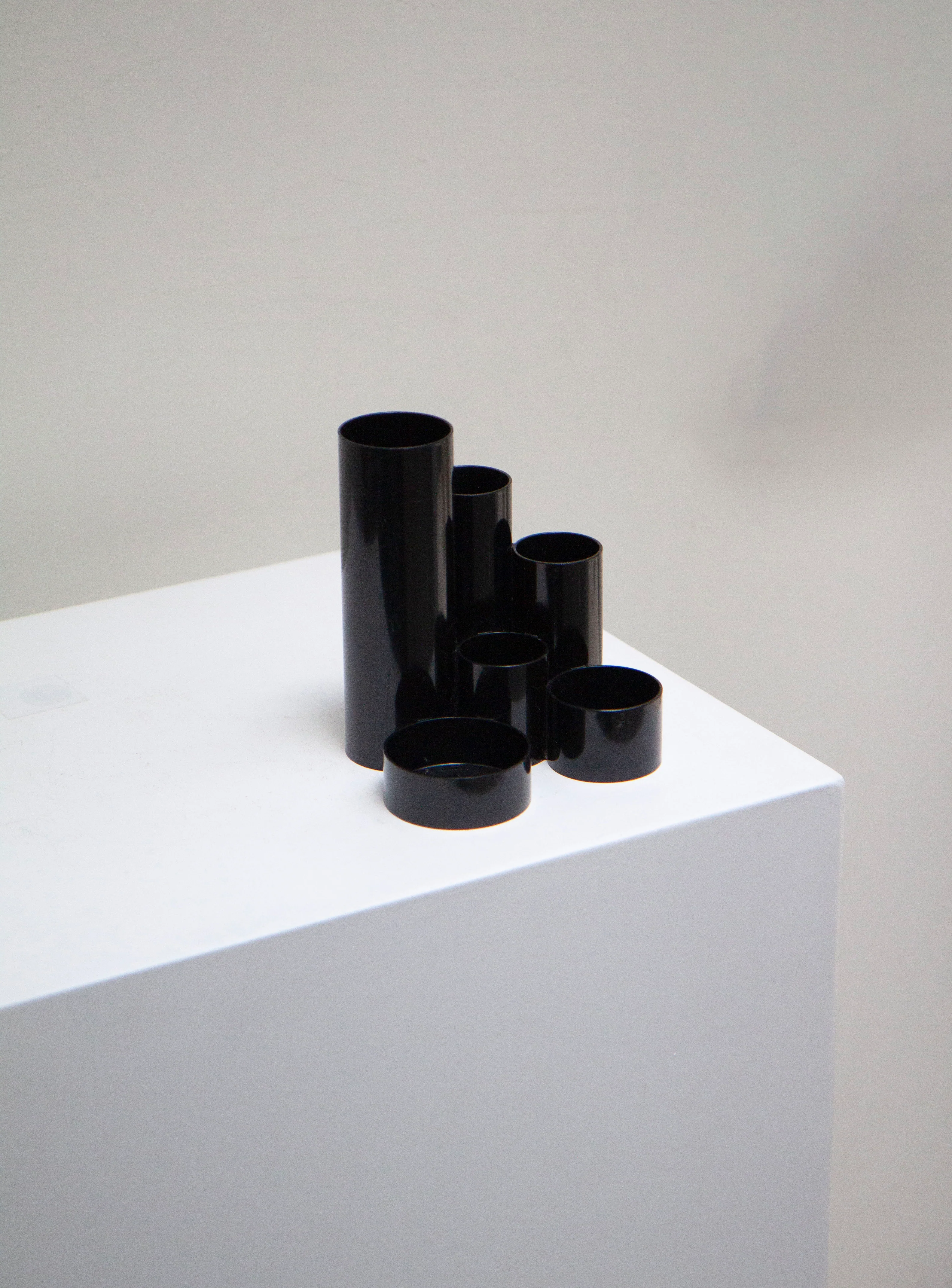 Space Age Plastic Desk Organizer (Black) - Image 2