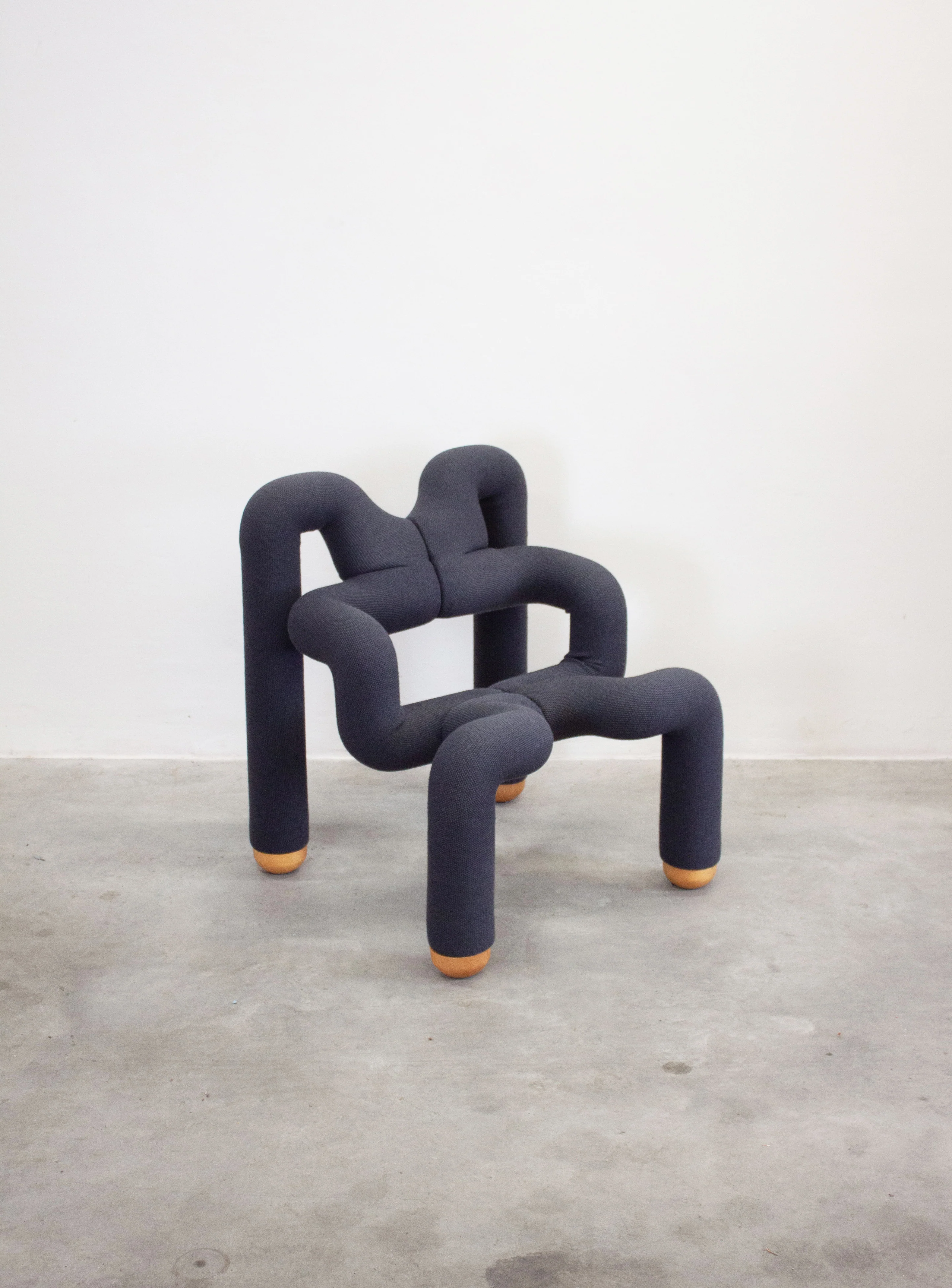 Varier Ekstrem Lounge Chair by Terje Ekstrøm (Dark Blue Grey) - Image 2