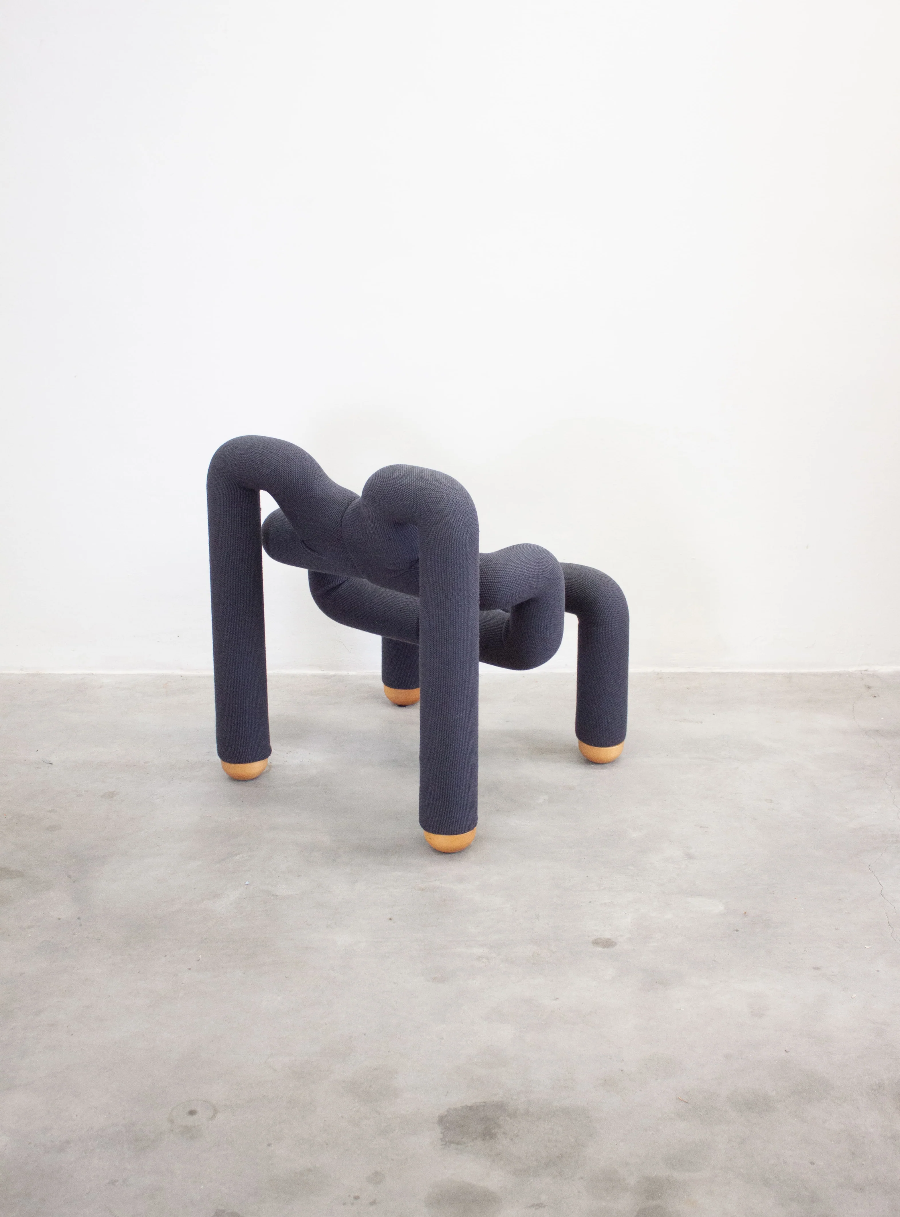 Varier Ekstrem Lounge Chair by Terje Ekstrøm (Dark Blue Grey) - Image 9