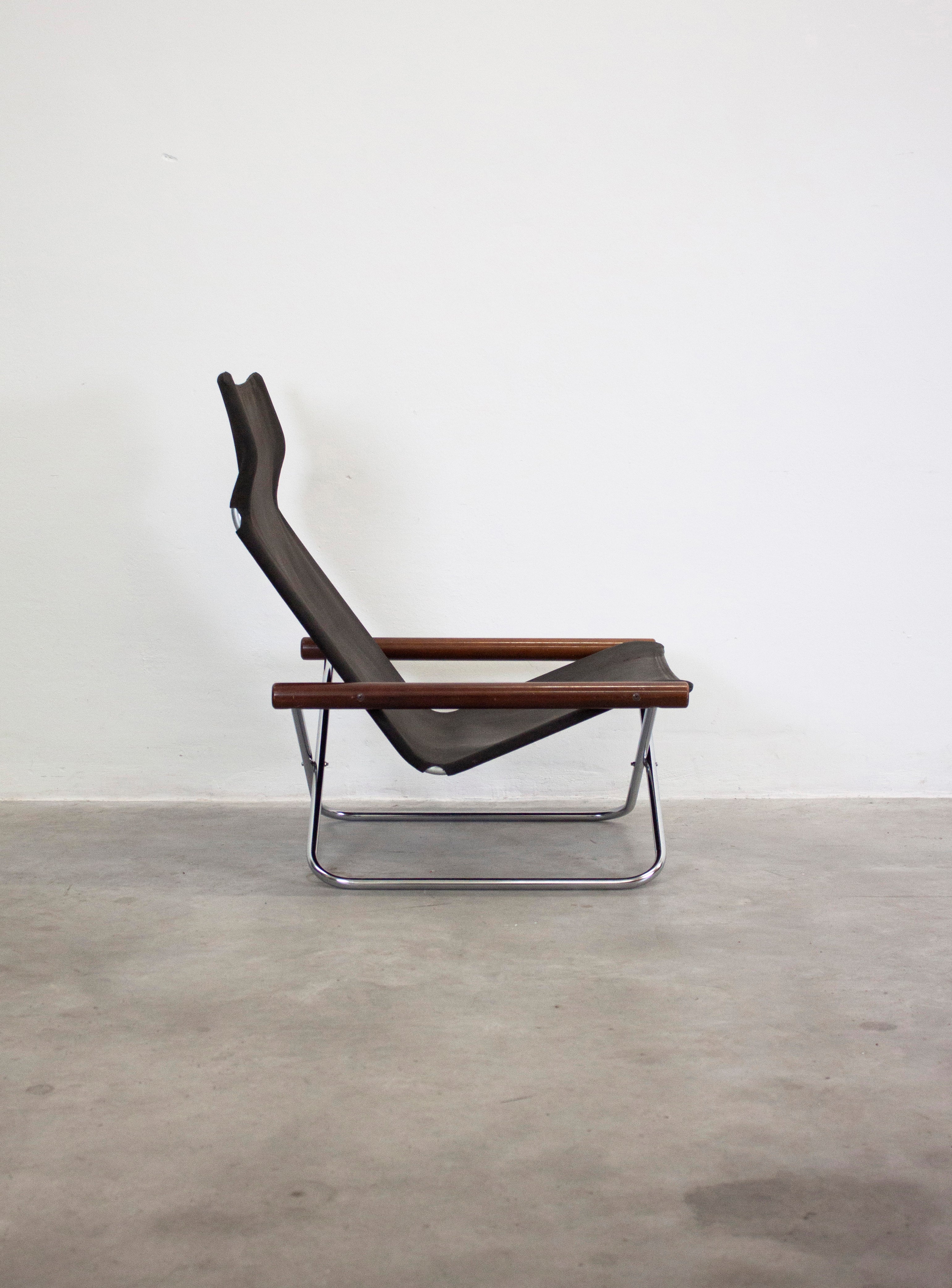 Suekichi Uchida NY Folding Lounge Chair by Takashi Nii (Black) - Image 11