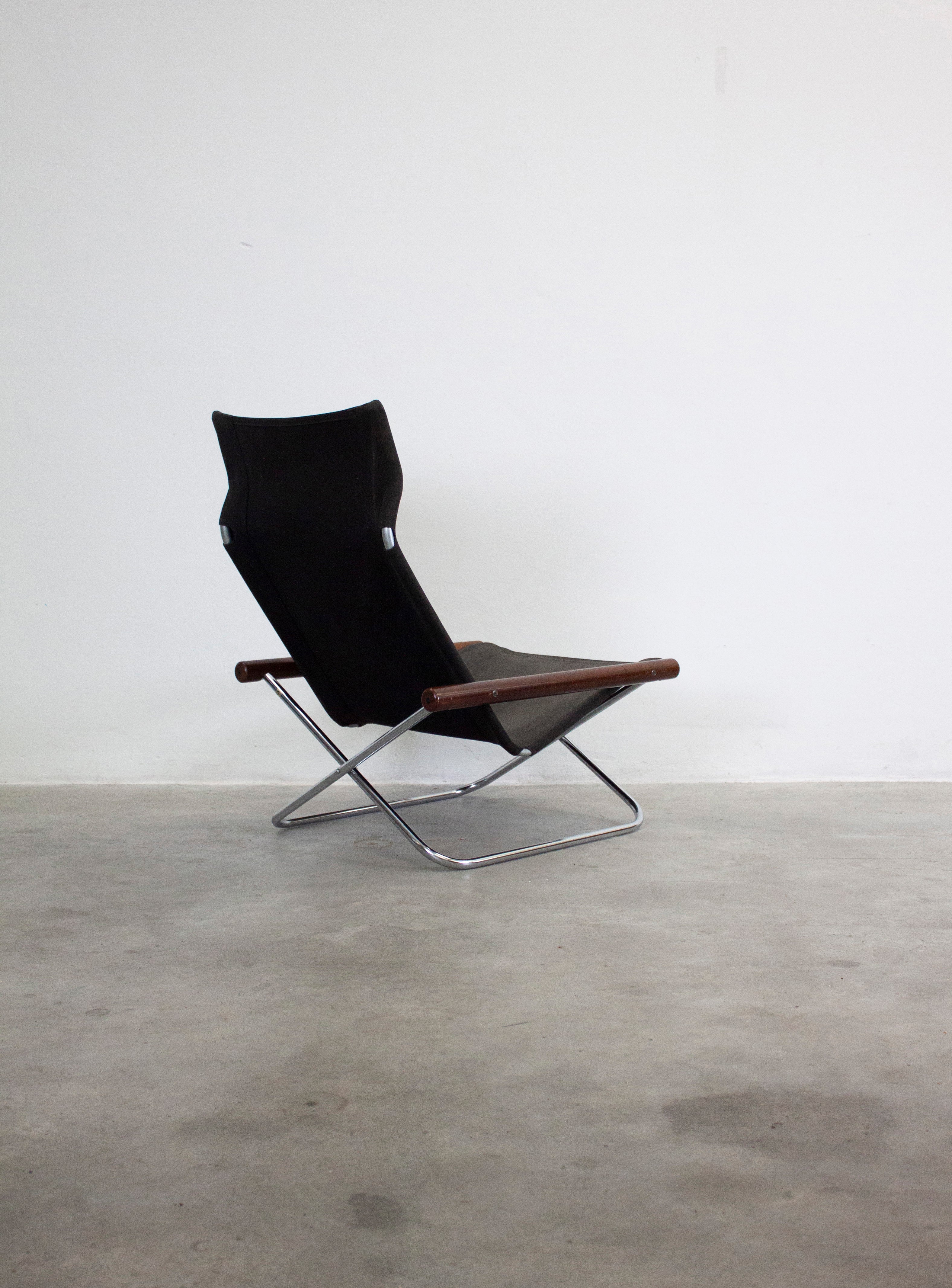 Suekichi Uchida NY Folding Lounge Chair by Takashi Nii (Black) - Image 15