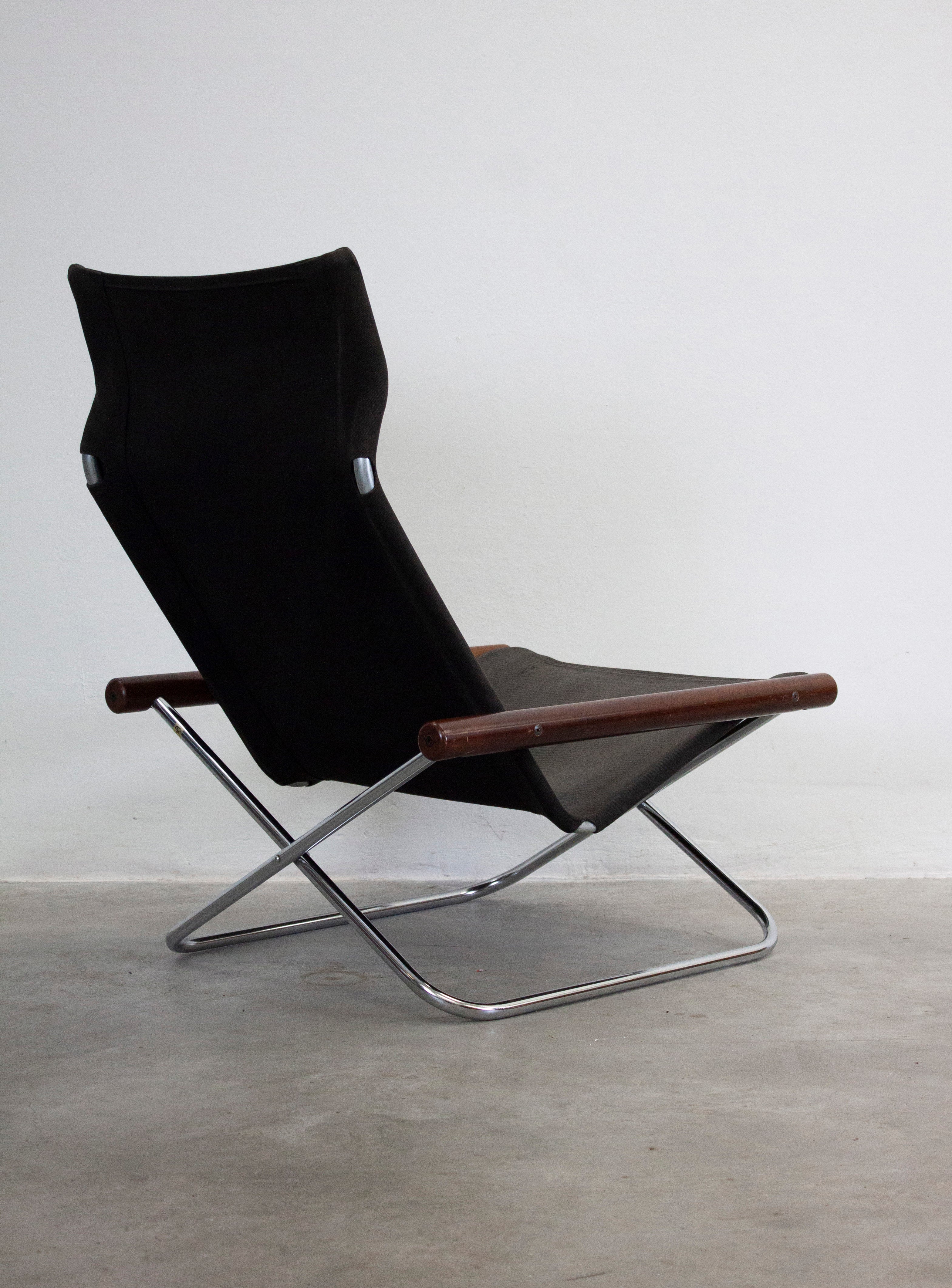 Suekichi Uchida NY Folding Lounge Chair by Takashi Nii (Black) - Image 17