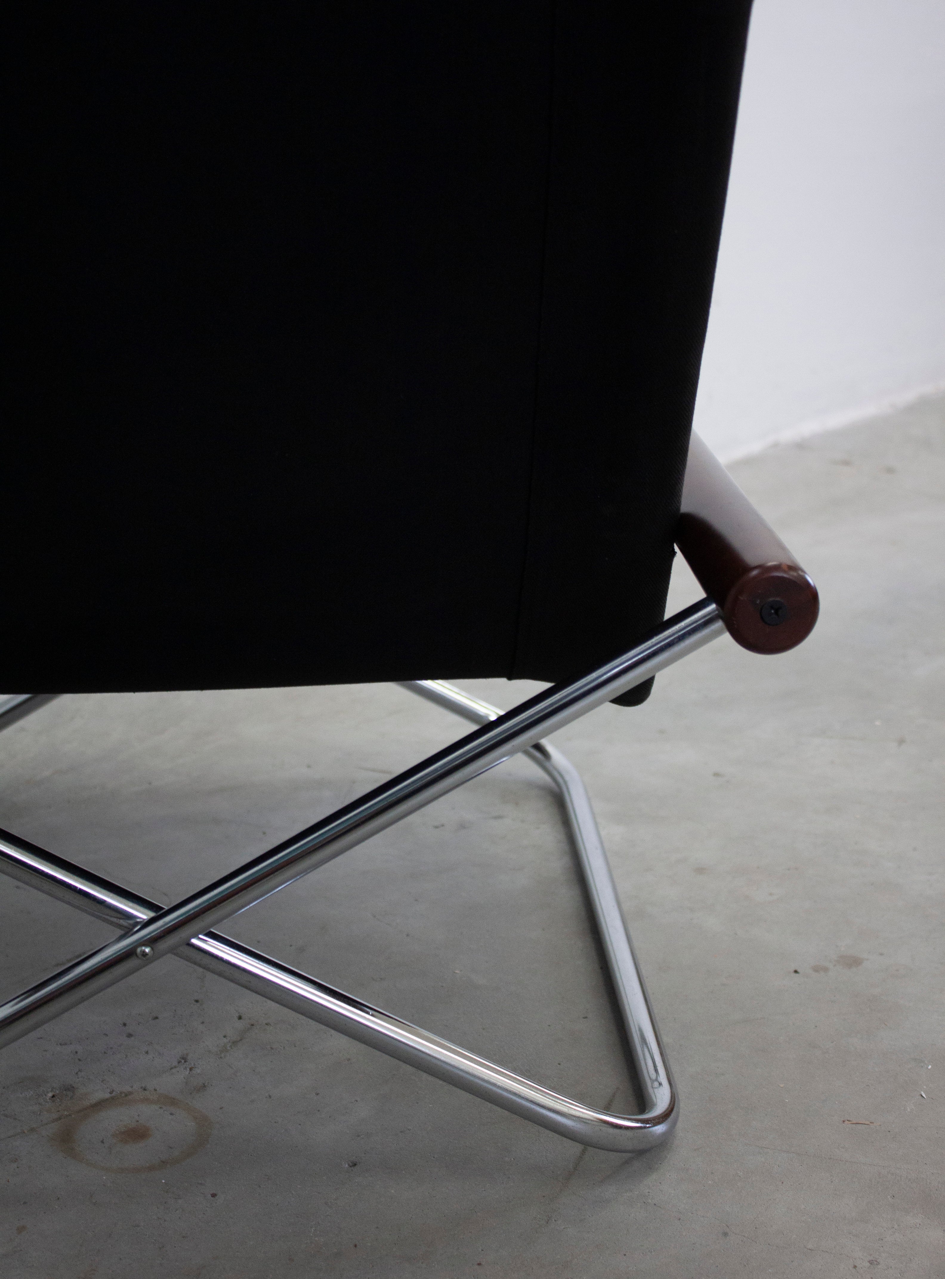 Suekichi Uchida NY Folding Lounge Chair by Takashi Nii (Black) - Image 22