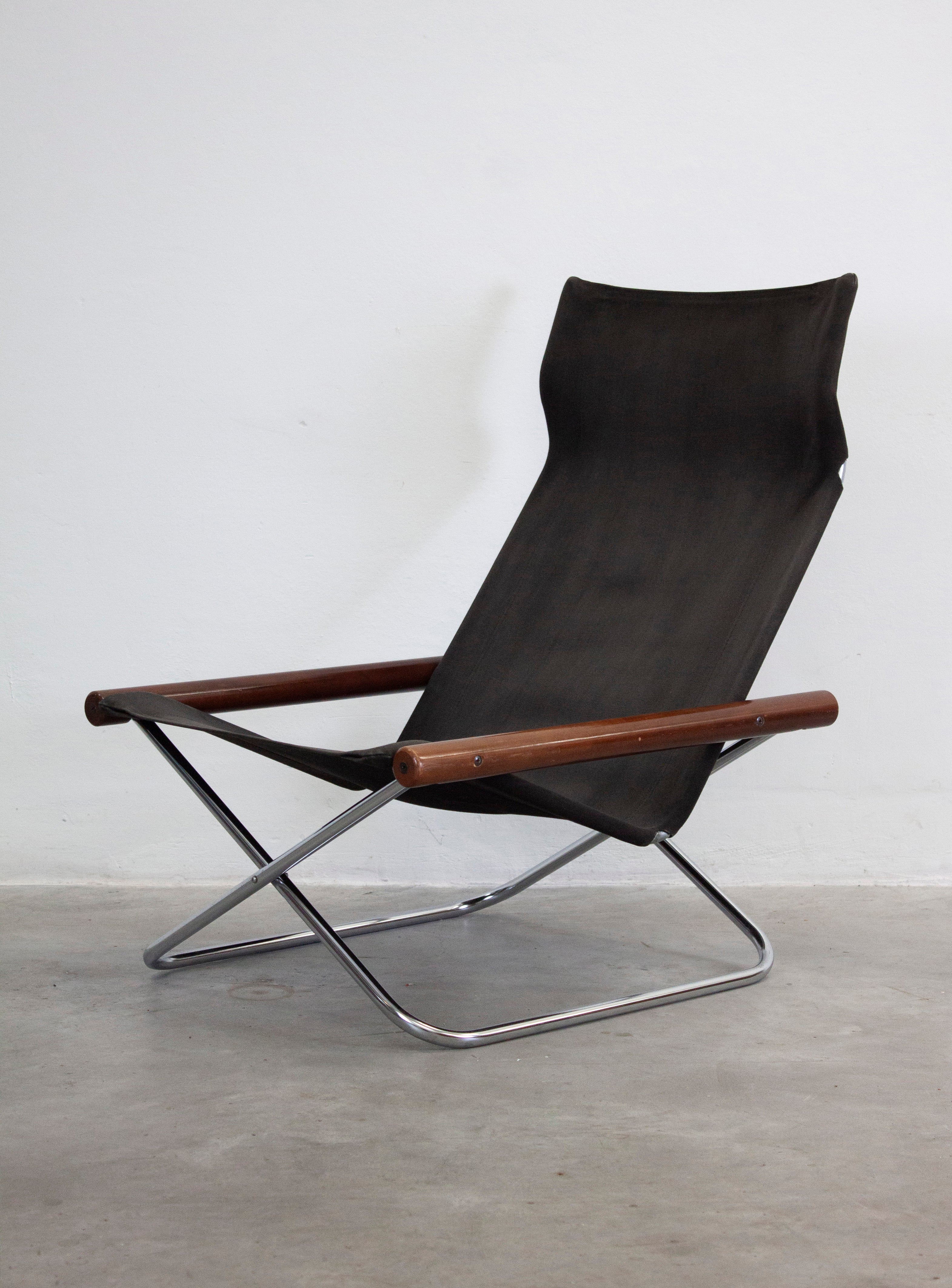 Suekichi Uchida NY Folding Lounge Chair by Takashi Nii (Black) - Image 9