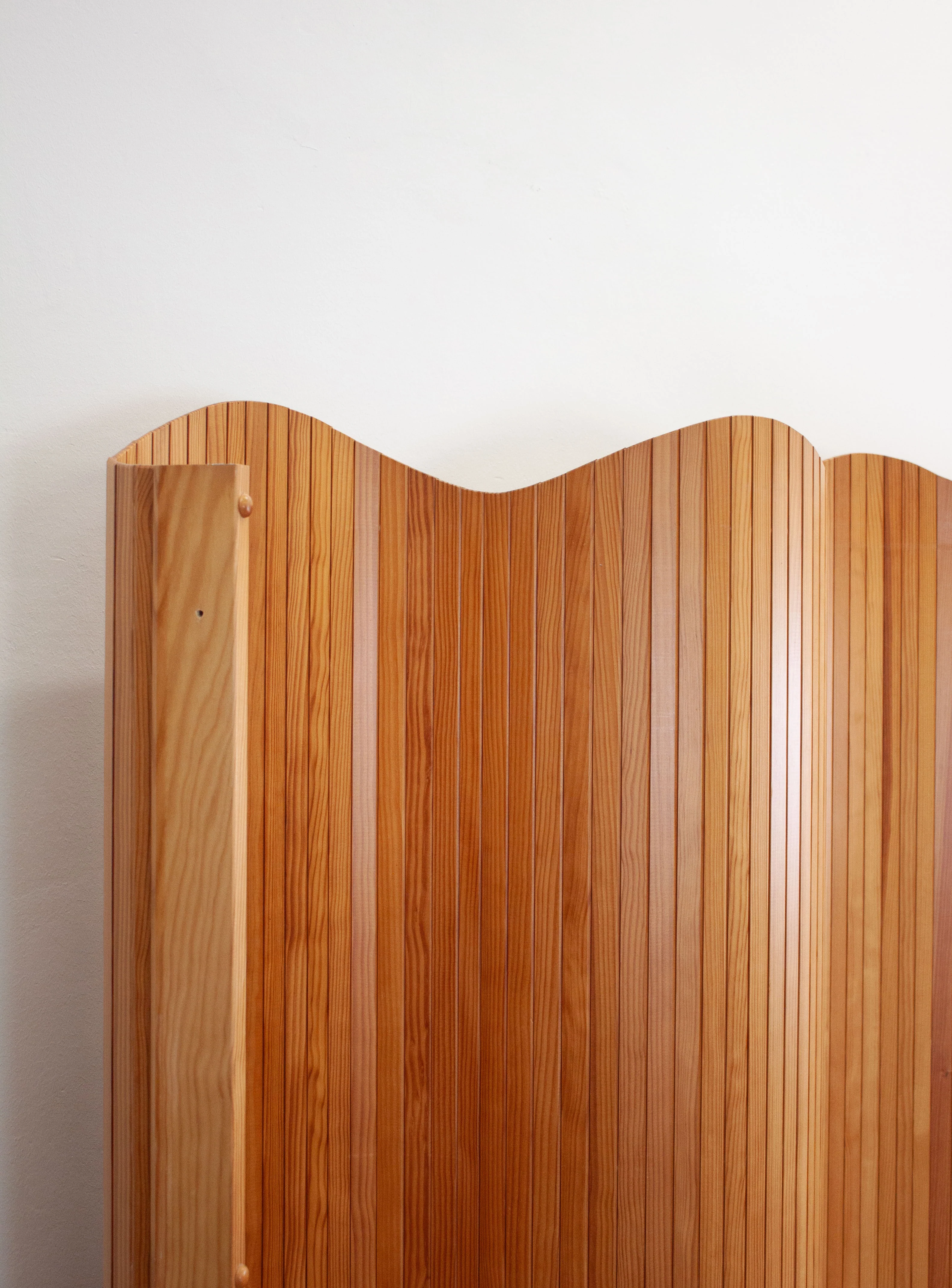 Tambour Screen Room Divider by Jomain Baumann (Pine) - Image 22