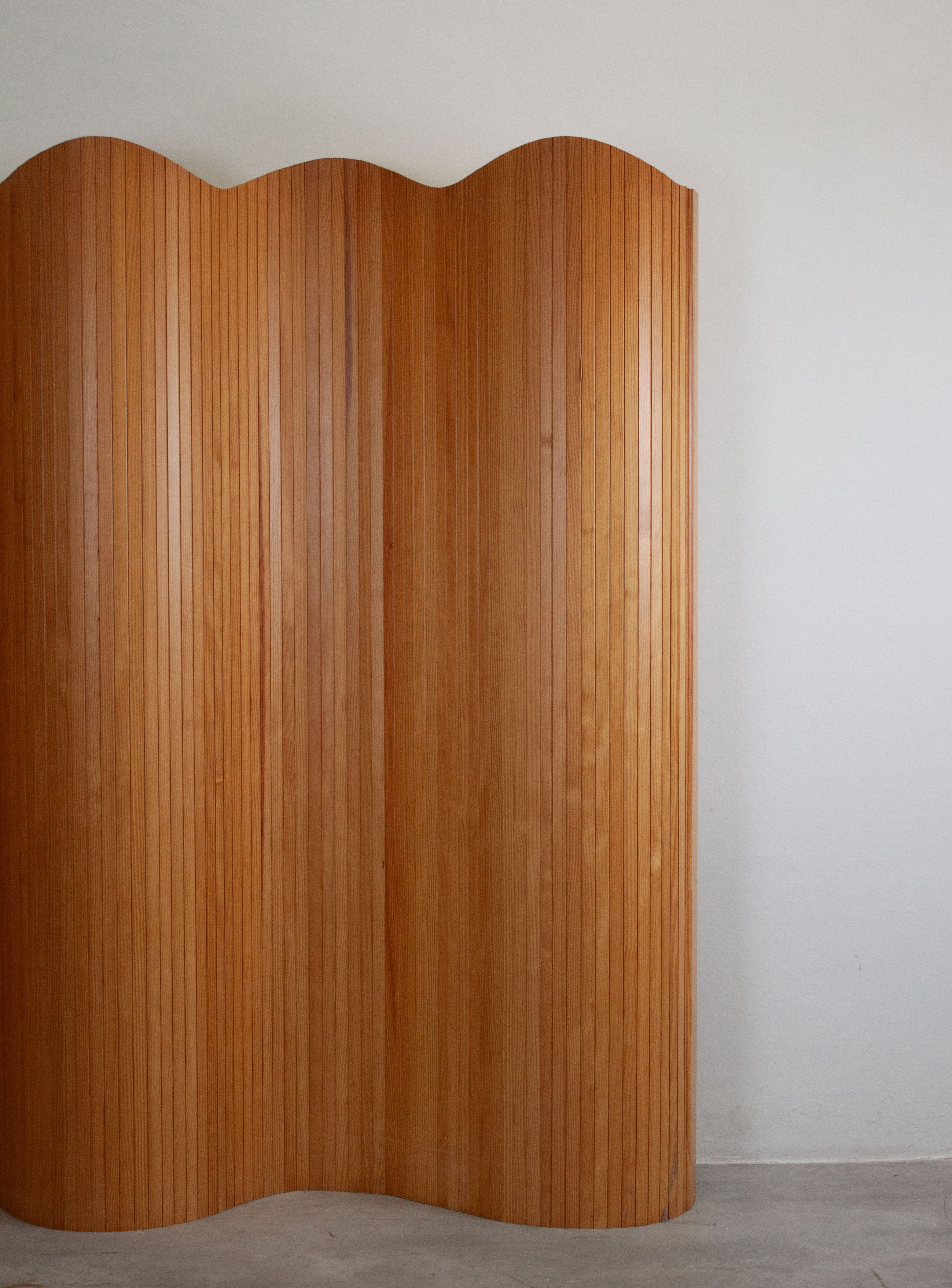 Tambour Screen Room Divider by Jomain Baumann (Pine) - Image 4
