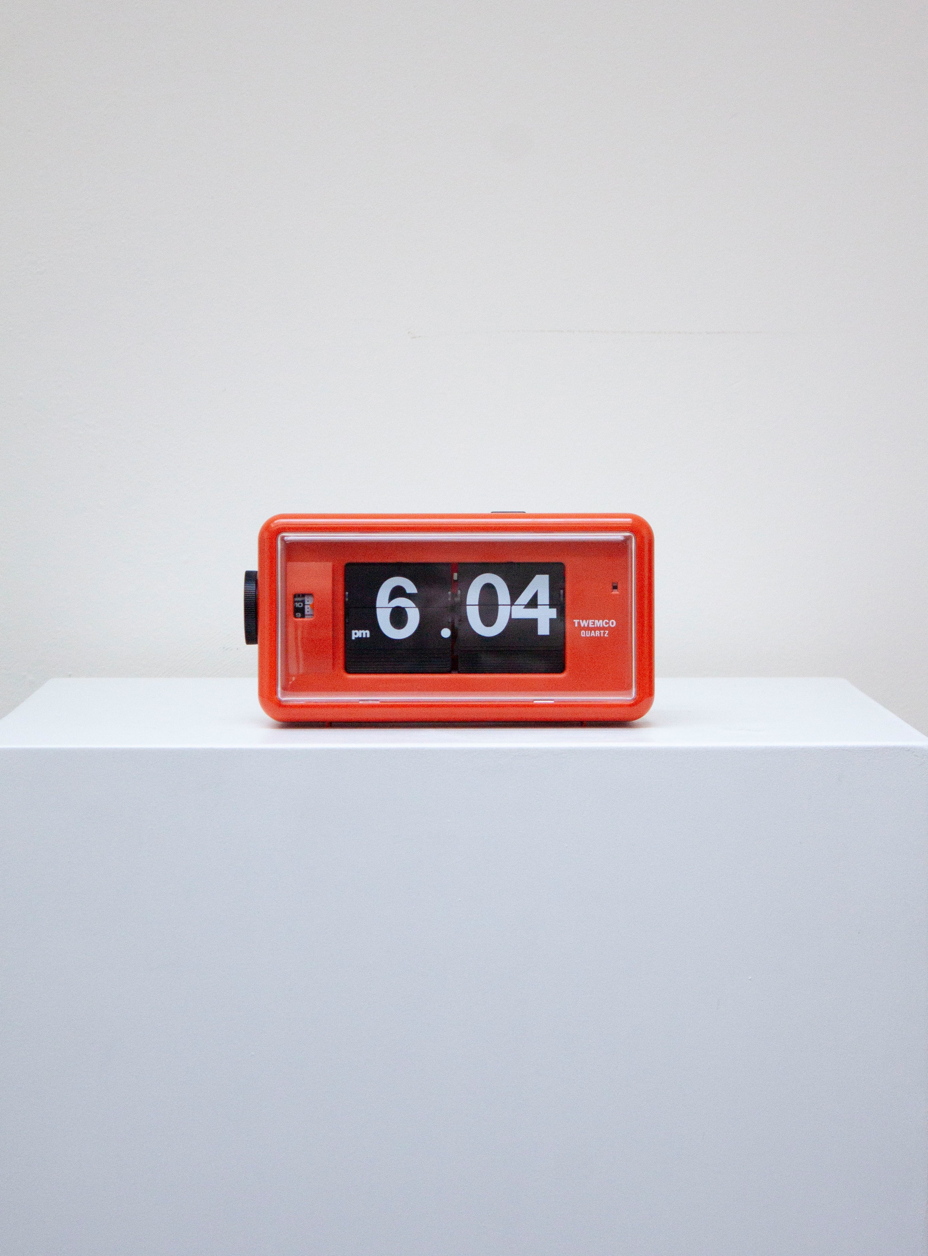 Twemco AL-30 Alarm Flip Clock (Orange/Black)