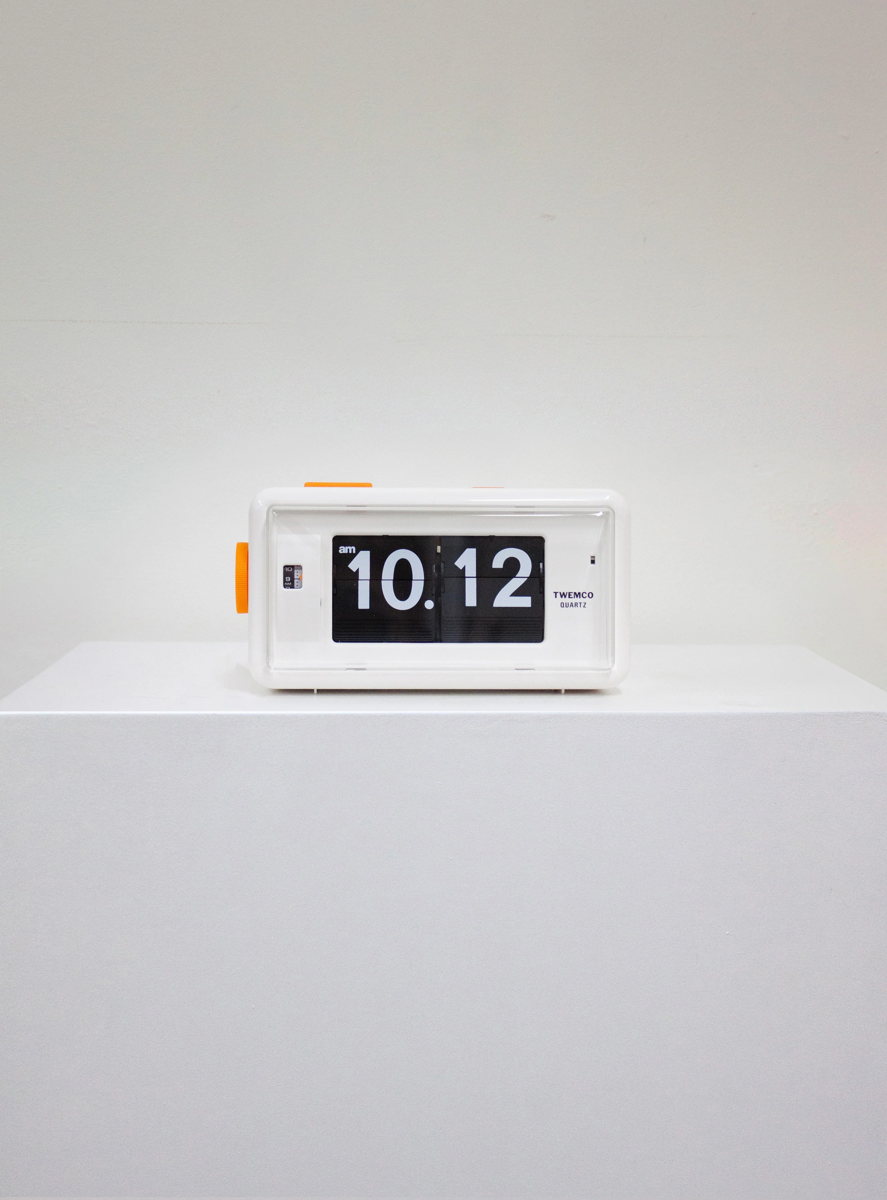 Twemco AL-30 Alarm Flip Clock (White/Orange)