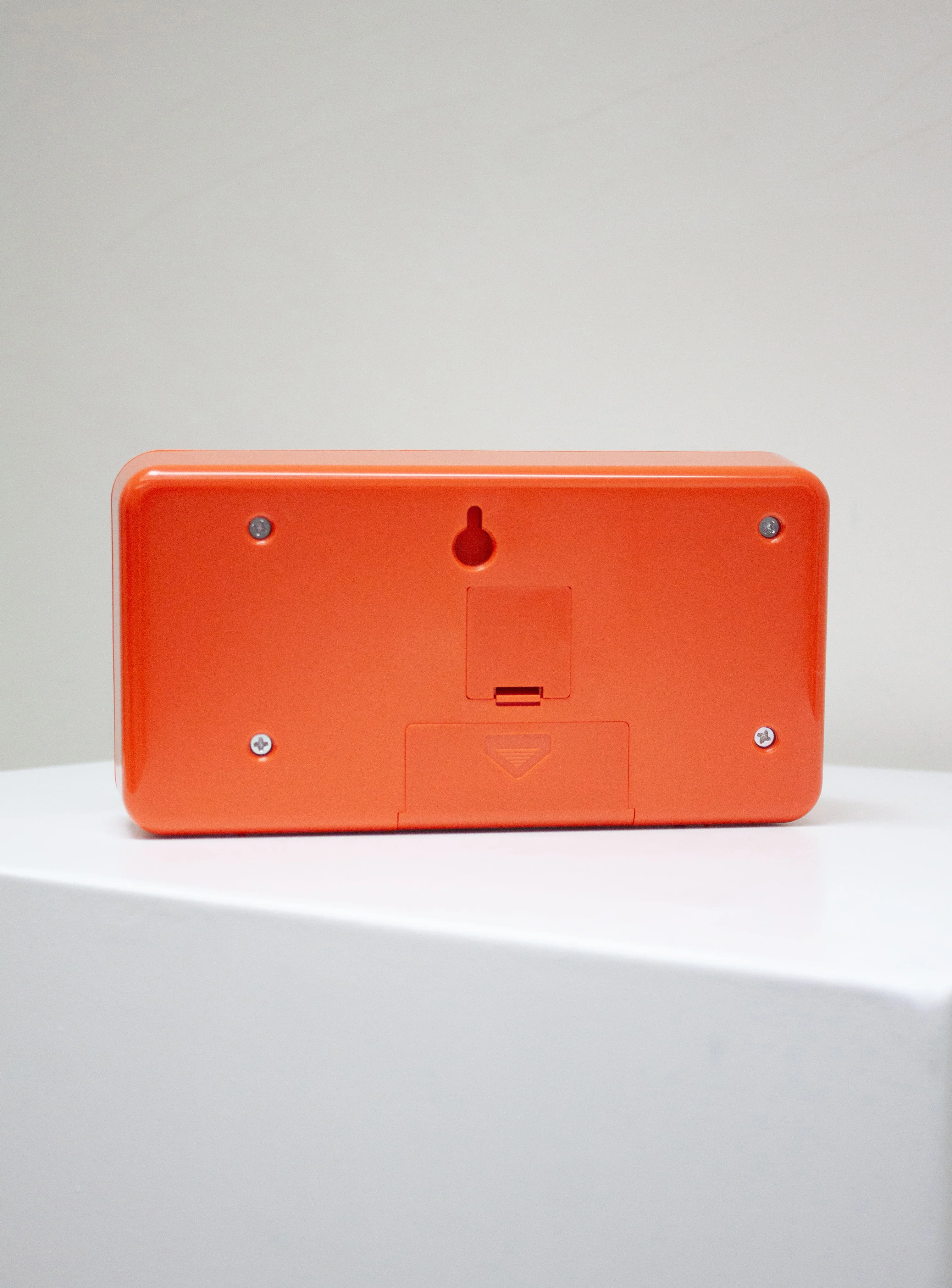 Twemco QT-30 Flip Clock (Orange) - Image 8