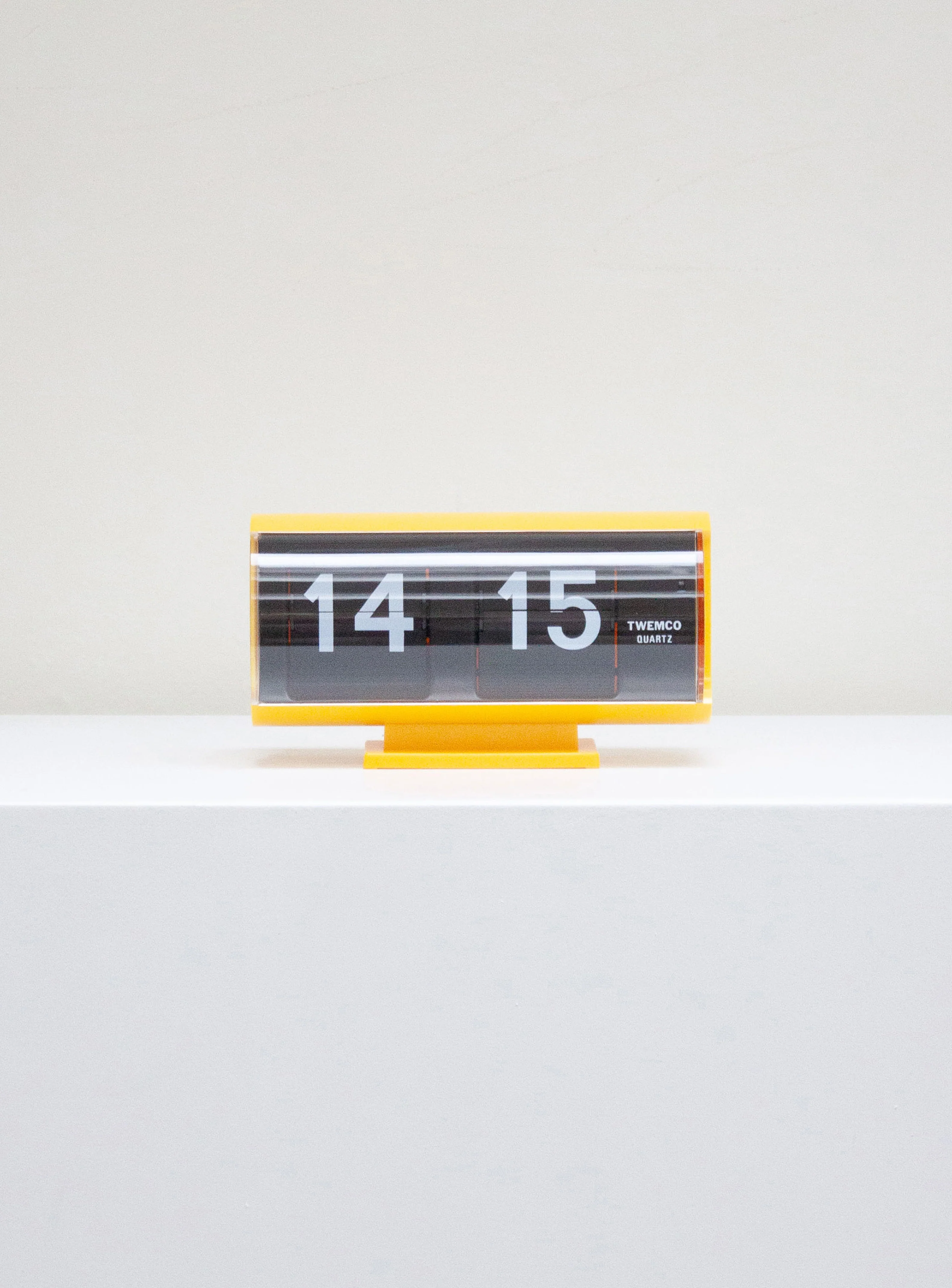 Twemco QT-30T Flip Clock (Yellow) - Image 2