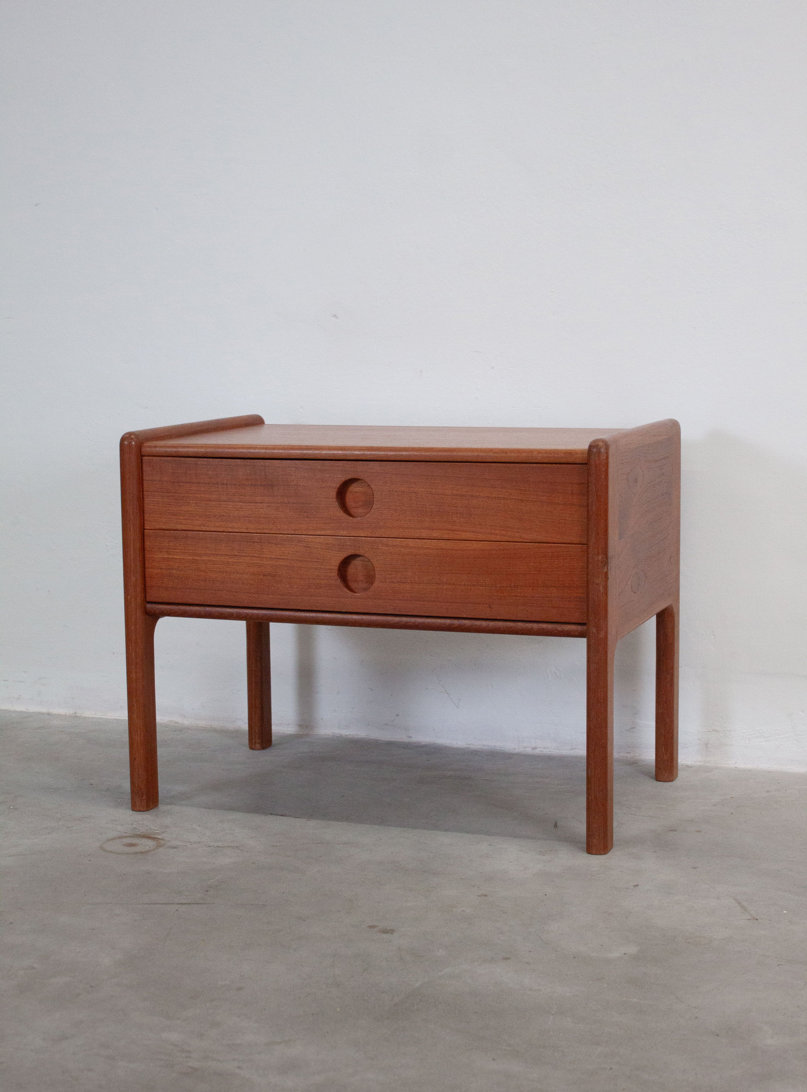 Vildbjerg Møbelfabrik VM202 Chest of Drawers by Kai Kristiansen - Image 5