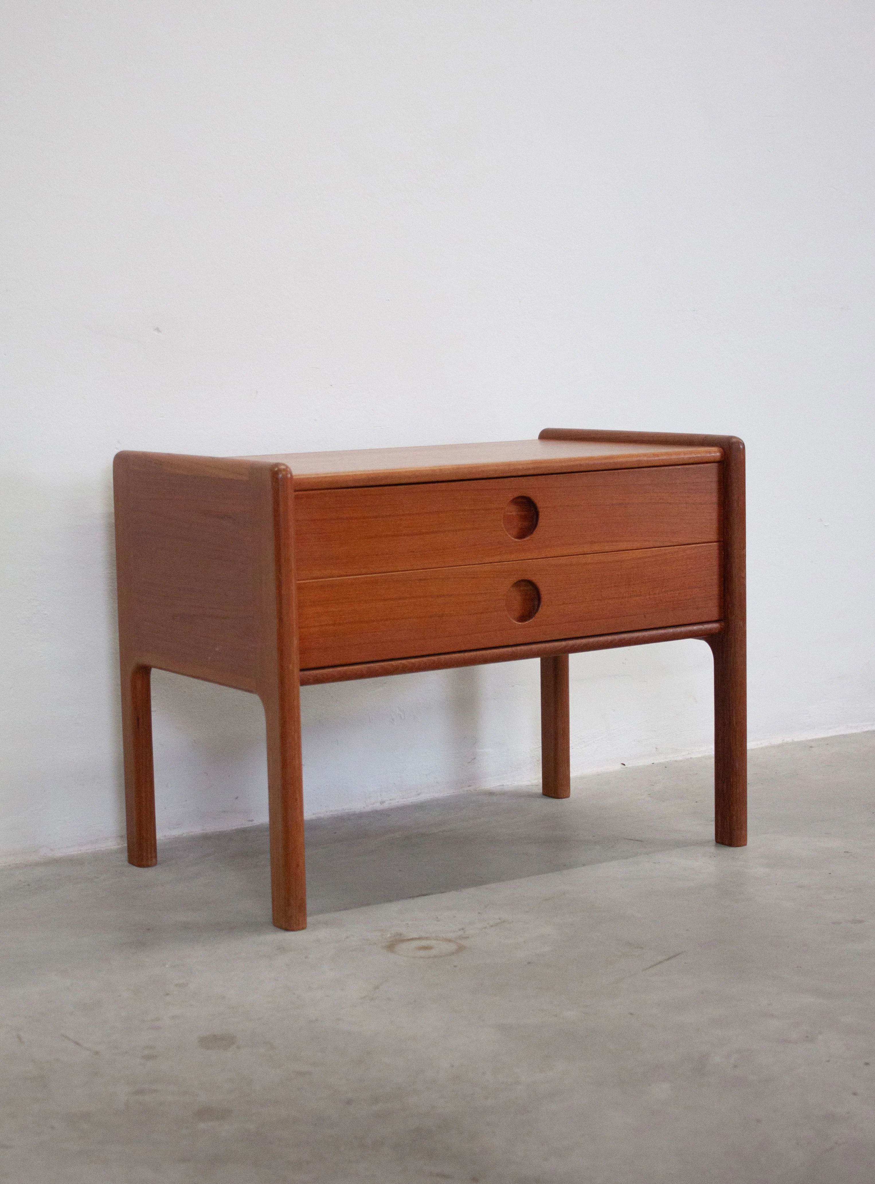 Vildbjerg Møbelfabrik VM202 Chest of Drawers by Kai Kristiansen - Image 6