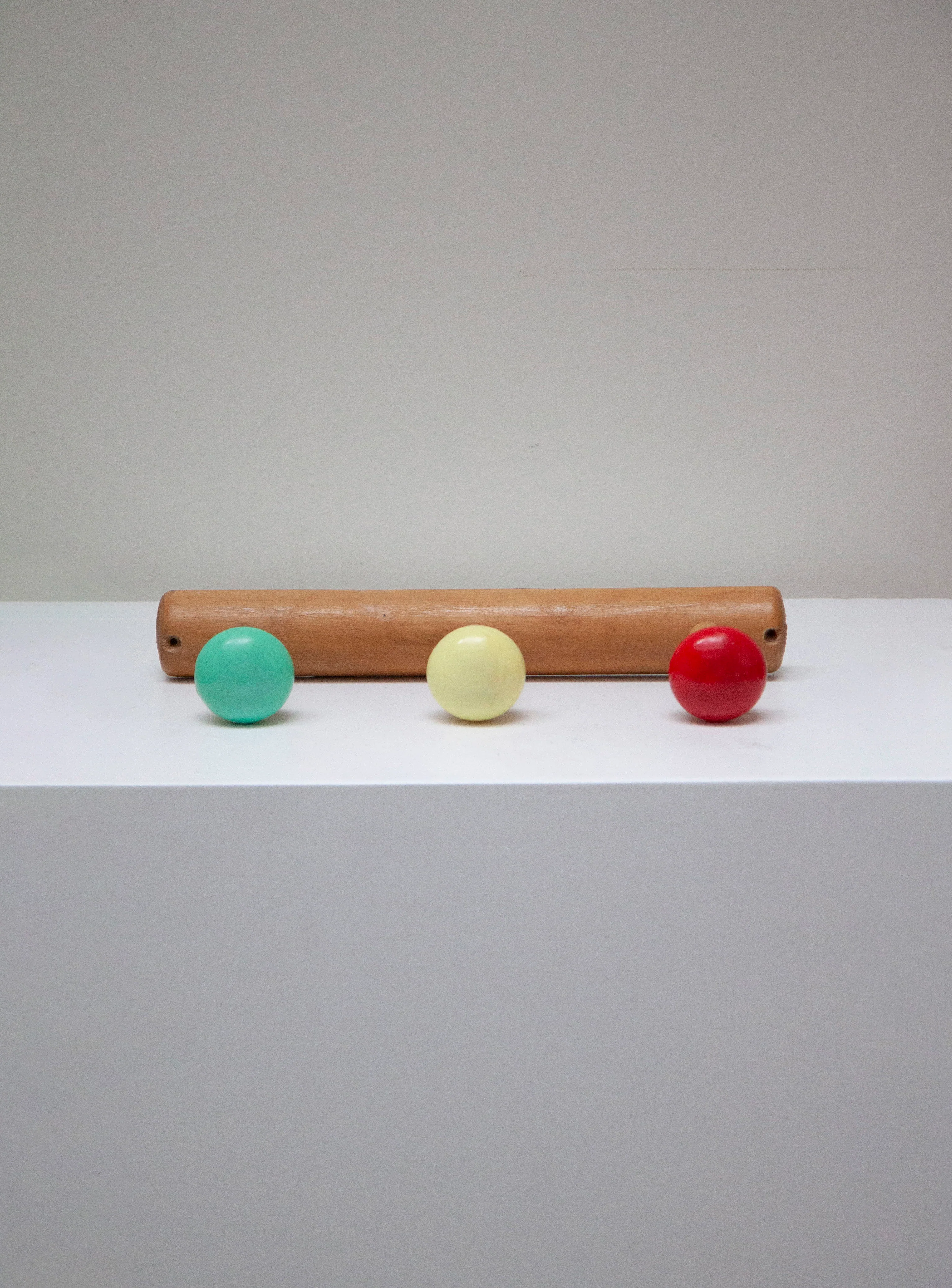 Vintage Coat Hanger (Green/Yellow/Red) - Image 5