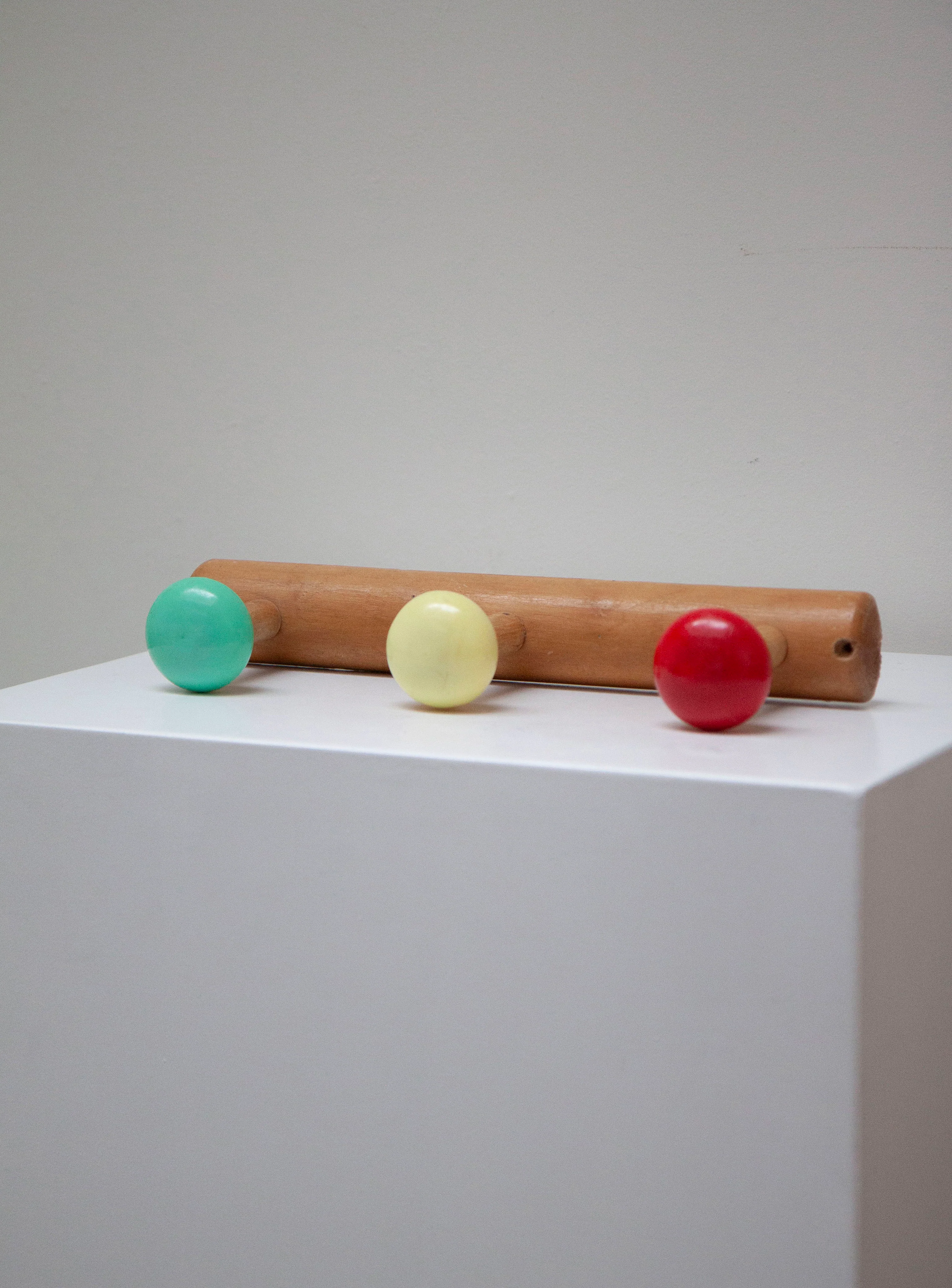 Vintage Coat Hanger (Green/Yellow/Red) - Image 6