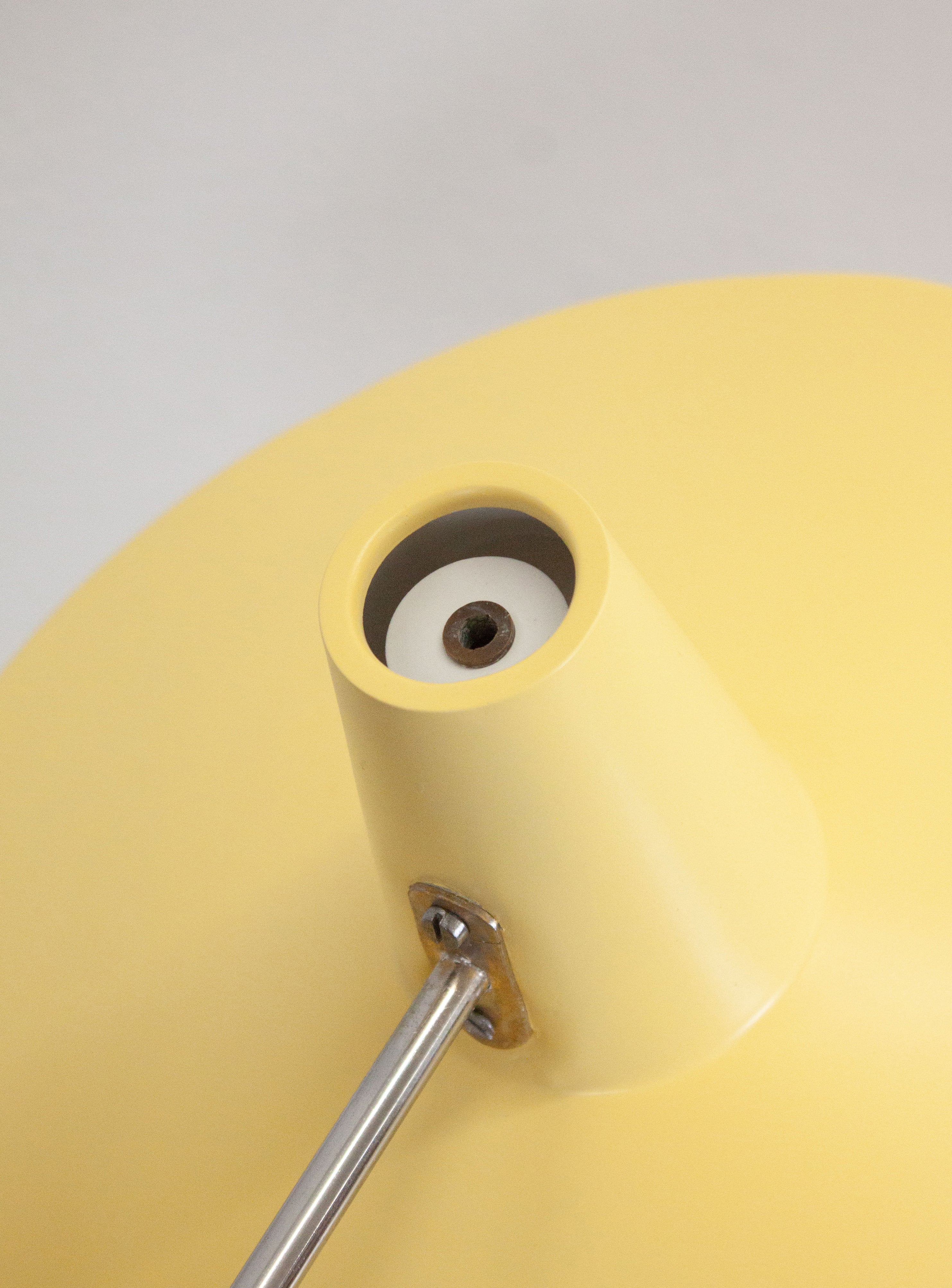 Vintage Tripod Floor Lamp (Yellow) - Image 20