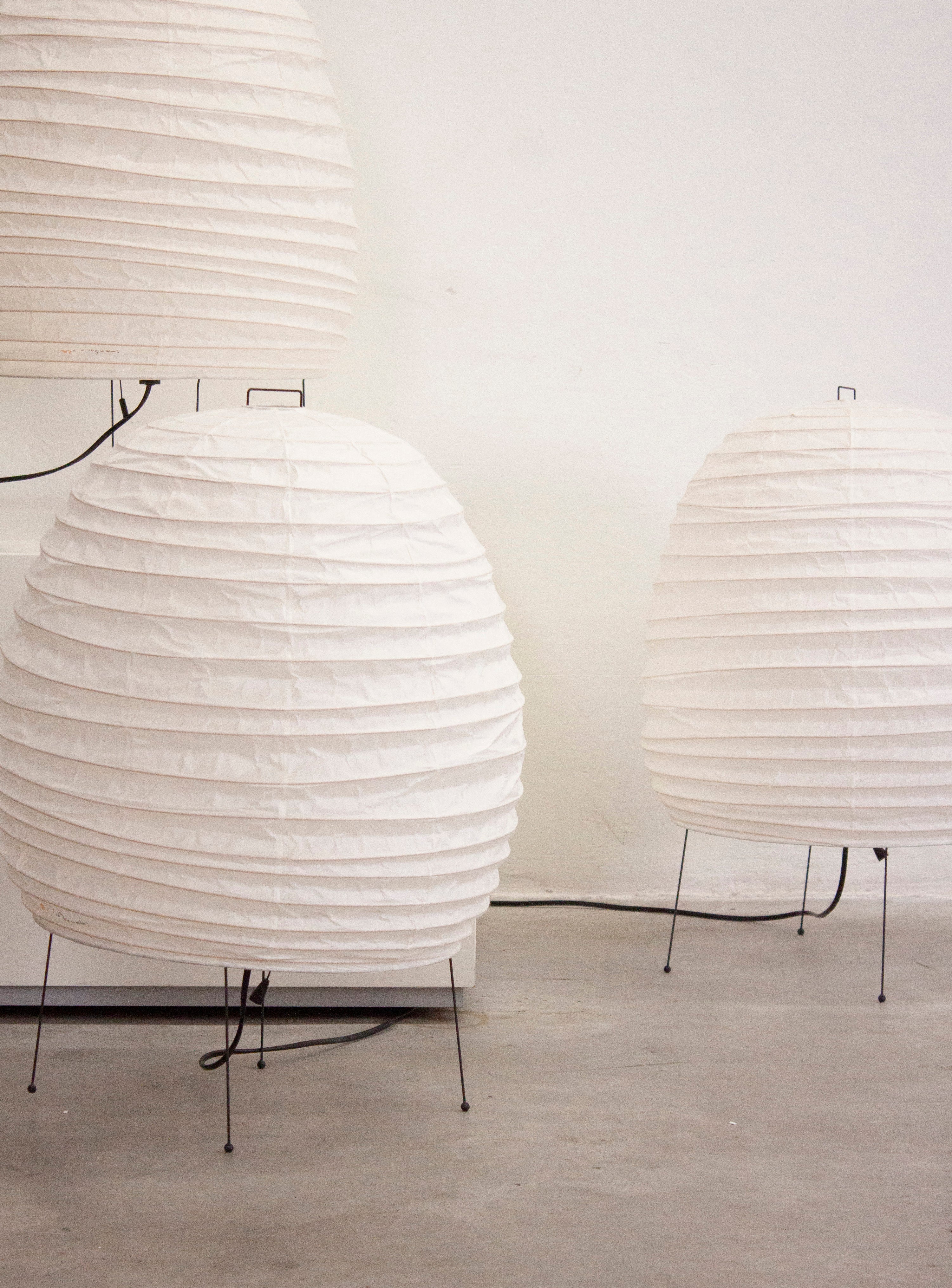 Vitra Akari 20N Table Lamp by Isamu Noguchi - Image 17