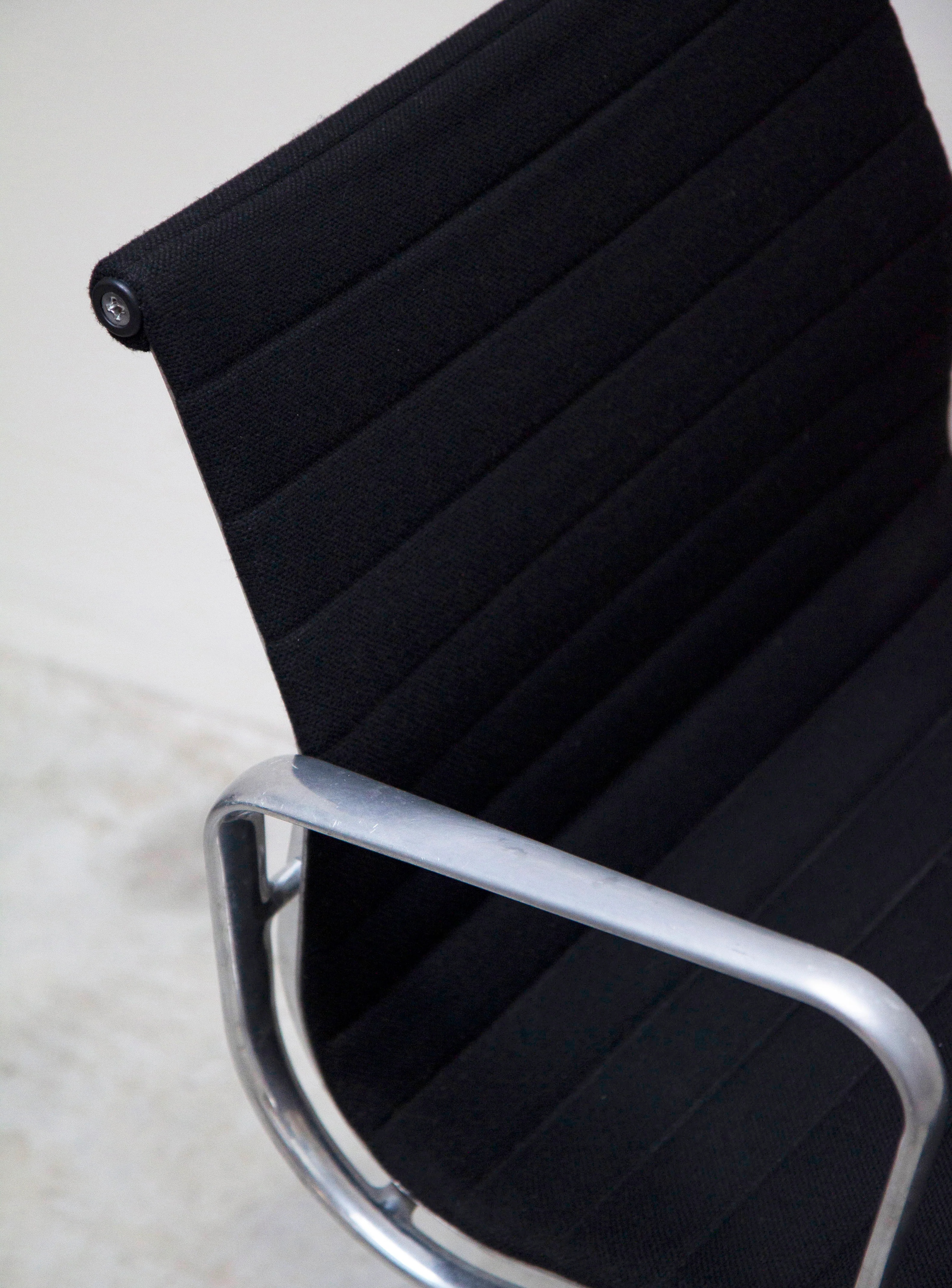 Vitra EA108 Aluminium Chair by Charles & Ray Eames (Black) - Image 13