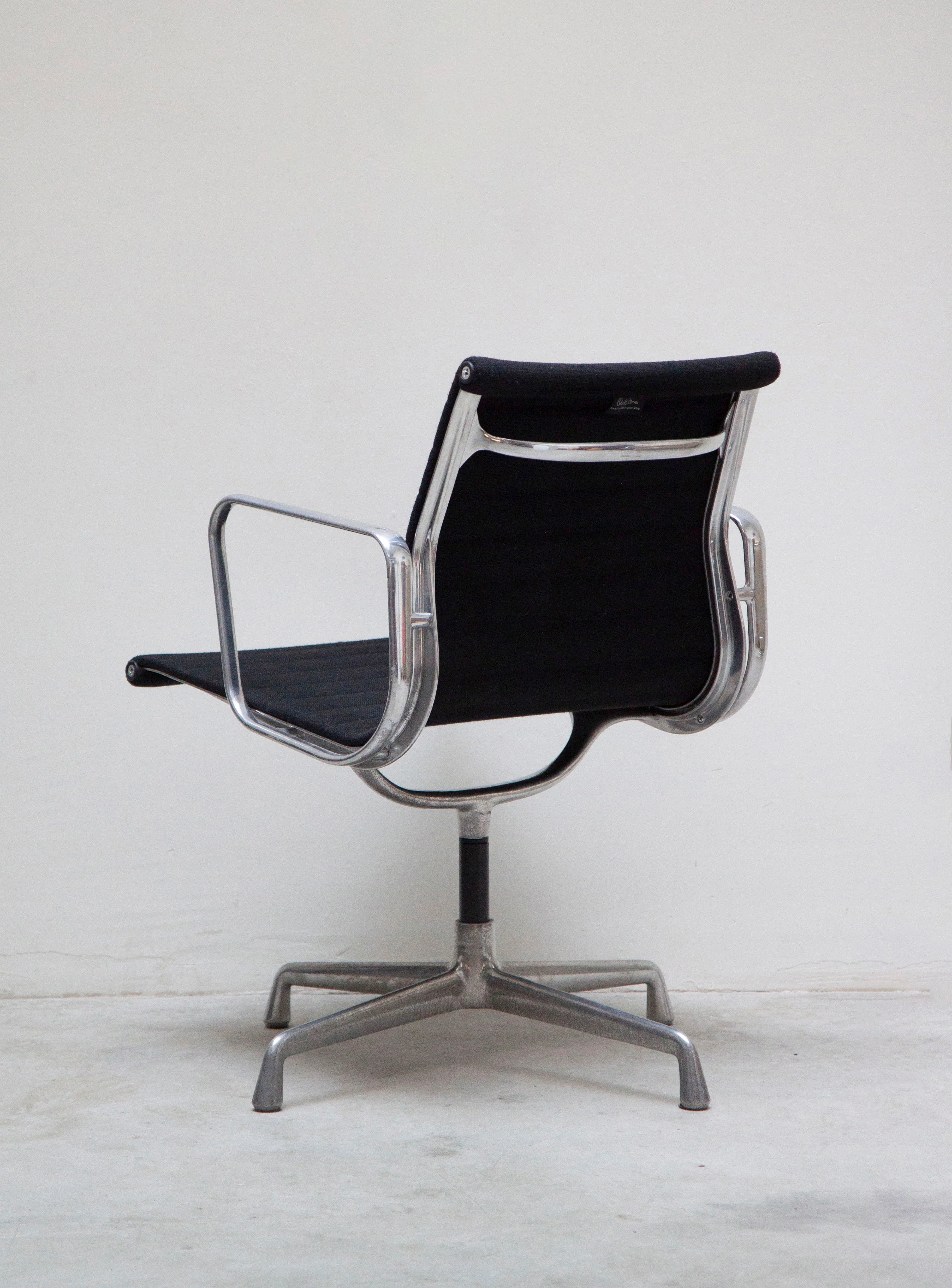 Vitra EA108 Aluminium Chair by Charles & Ray Eames (Black) - Image 8