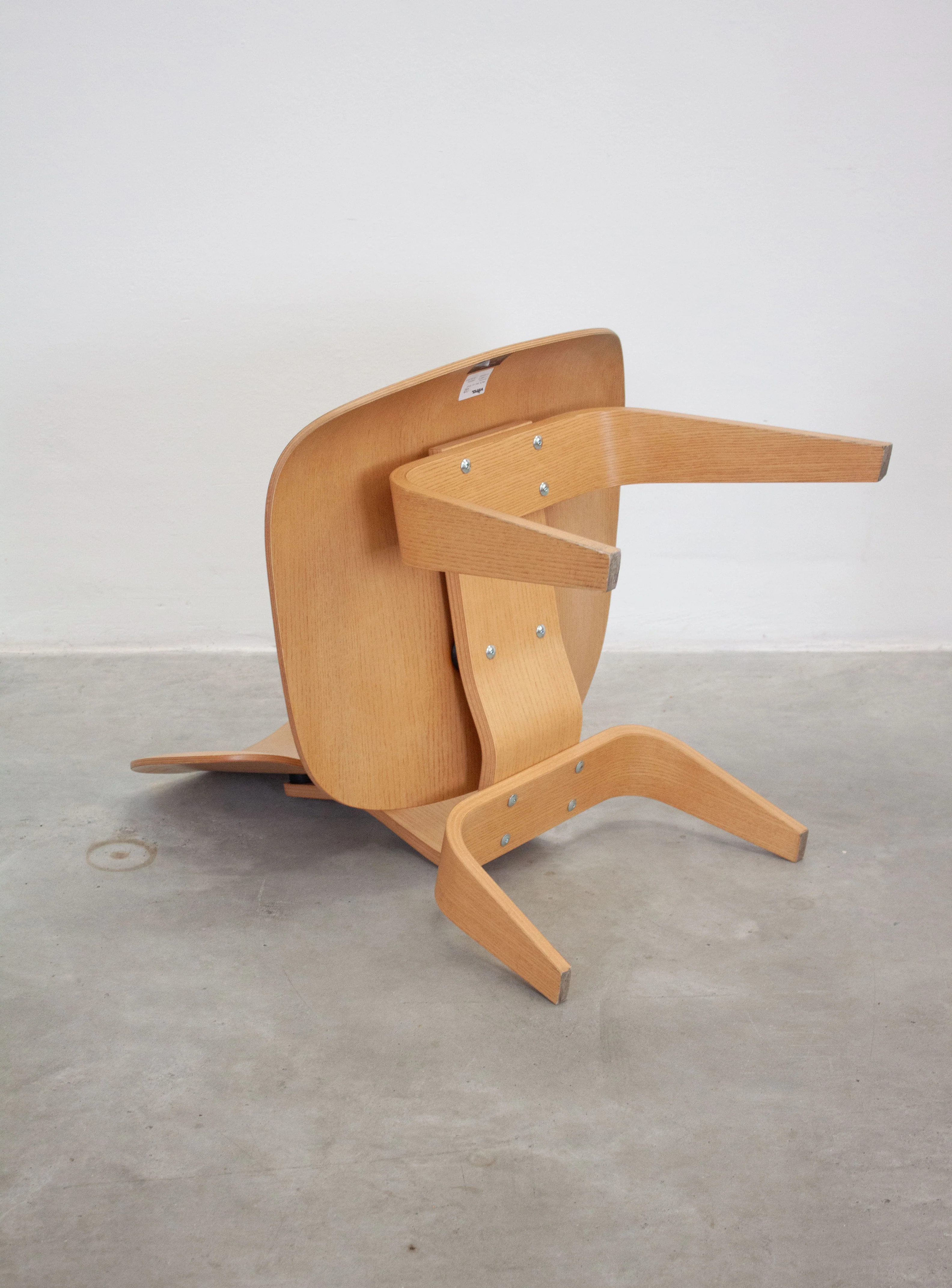 Vitra LCW Lounge Chair by Charles & Ray Eames - Image 20