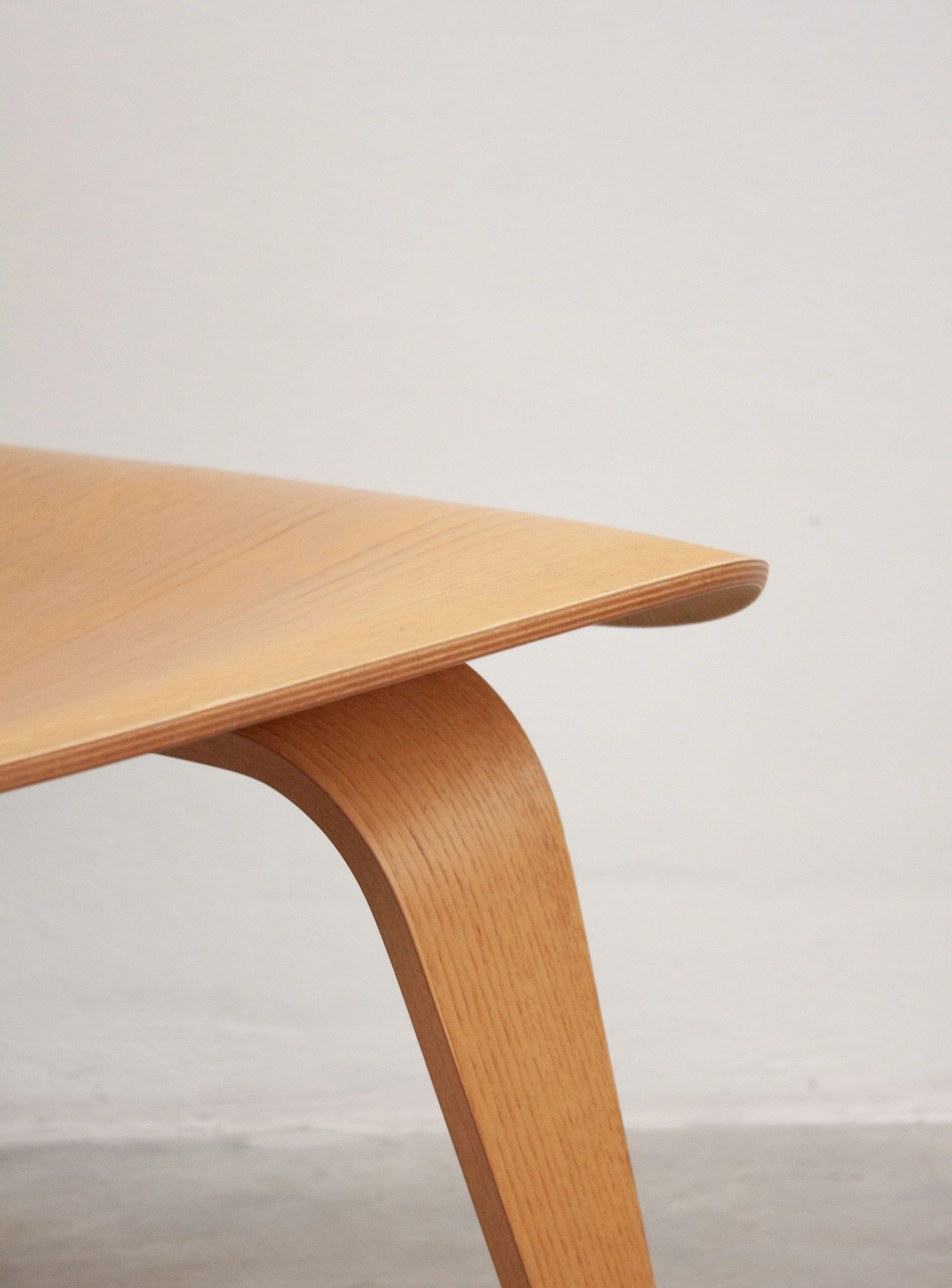 Vitra LCW Lounge Chair by Charles & Ray Eames - Image 23